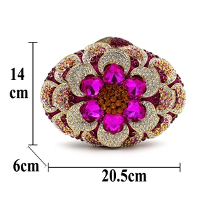 Detailed size specifications for the flower-shaped rhinestone evening clutch bag