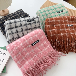 Classic checkered plaid scarf with tassels in five colors, soft winter neck warmer for women
