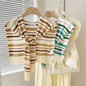 Striped knitted shoulder wrap shawl for women in cozy Japanese style with knot detail