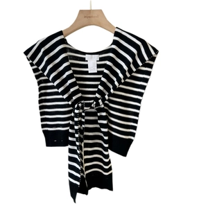 Châle en tricot classique à rayures noires et blanches avec nœud pour un style français