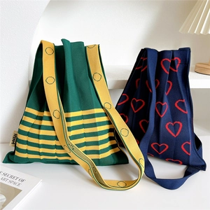 Pleated knitted crossbody tote bag with stylish stripe and heart patterns