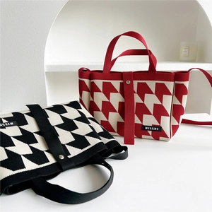 Houndstooth knit tote bag with magnetic closure and crossbody strap in black and red