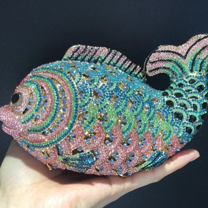 Pochette De Soirée Forme Poisson Rouge Strass Colorés Sac À Main Métal Étincelant Pour Femmes