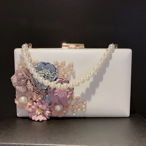 Elegant white PU leather evening clutch bag with 3D fabric flowers and pearl handle