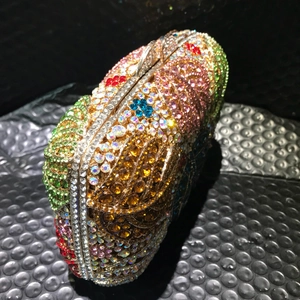 Luxuriöse Abendtasche mit Blumenmuster und funkelnden bunten Kristallen für Damen