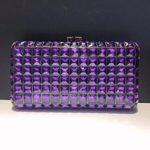 Pochette de soirée en strass violet foncé avec motif cristal carré et fermoir métallique