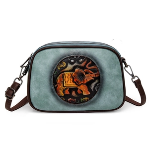 Sac Bandoulière Femme Cuir PU Multicouche Fermeture Éclair Fonctionnelle Ethnique Éléphant Embossé Rétro Petit Sac Carré