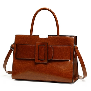 Retro caramel faux leather handbag set with wide buckle and detachable crossbody strap