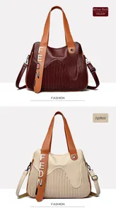 Détails de la texture plissée et du lettrage métallique sur le sac à main de luxe