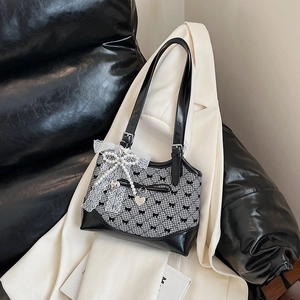 Minimalist checkerboard pattern bucket bag with lace pearl bow charm and leather handle