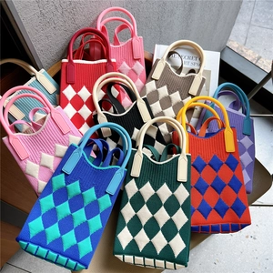 Women's Knitted Checkered Mobile Phone Bag Small Crossbody Handbag With Hard Handle Lightweight Argyle Pattern Mini Purse