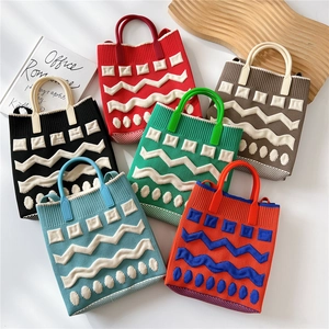 Knitted Crossbody Bag Polyester Geometric Pattern Mini Lightweight Sweet Portable Small Bucket Bag For Women