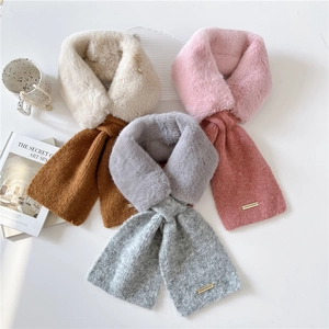 Chic thickened plush scarf with metal label and two-tone knit stitching design