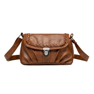 Sac Bandoulière Plissé Vintage Femmes Bord Tressé Cuir PU Sac Épaule Serrure Métallique Argentée Sac Carré Rétro Grande Capacité