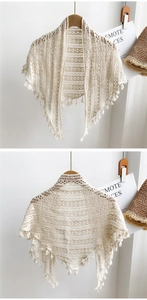 Détails du châle triangulaire au crochet blanc crème avec dentelle ajourée et franges