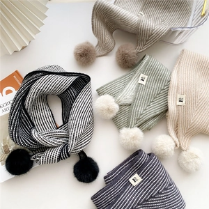 Écharpe En Tricot À Rayures Doubles Pompons Longue Écharpe Chaude Hiver Style Ins Japonais Mode Polyvalente Femme