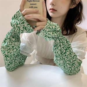 Floral print sun protection ice silk arm sleeves with stylish green leaf pattern design