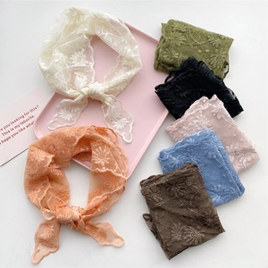 Leichtes Spitzen-Kopftuch-Set mit Sonnenblumen-Stickerei in sieben eleganten Farben