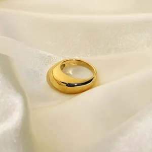 Bague Dôme Chunky Minimaliste Pour Femmes Vintage Acier Inoxydable Plaqué Or 18K Haute Polissage Bague Bijoux