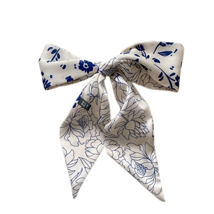 Elegant porcelain-style floral satin ribbon scarf for hair or neck in blue and white