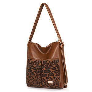Brown leather tote with leopard print拼接 design and adjustable shoulder strap