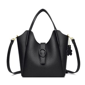 Elegant Lychee Pattern PU Leather Bucket Handbag For Women With Golden Hardware Magnetic Buckle Crossbody Strap Bear Charm