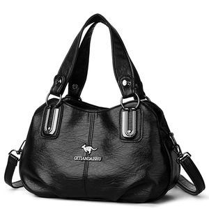 Borsa a mano classica in pelle nera con logo a canguro e doppi manici per donne eleganti
