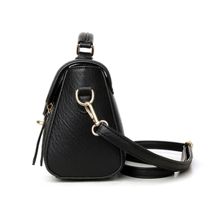 Classic black litchi pattern square handbag with gold rotating lock and long shoulder strap
