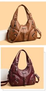 Dettaglio delle borse in pelle martellata con tasche a zip multiple e inserti in metallo