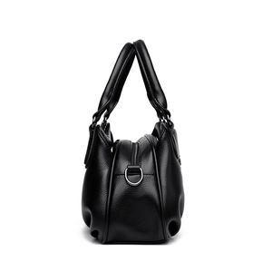 Classic black litchi pattern leather handbag with silver D-ring and metal zipper closure