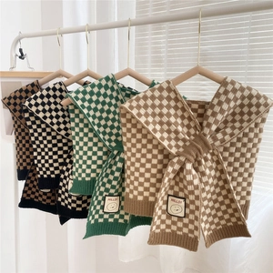 Chic checkerboard knit shawl scarf set in four colors with vintage brand patch detail