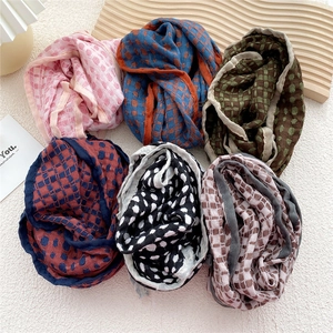 Fashionable cotton linen diamond scarves set with various patterns and colors