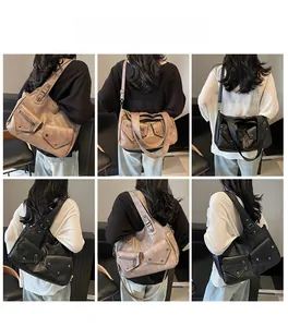 Detailansicht der großen Vintage PU-Leder Einkaufstasche in Schwarz und Braun
