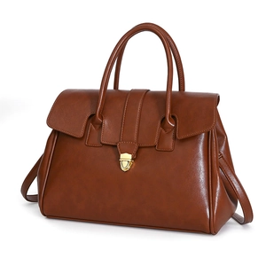 Retro brown large capacity tote bag in textured leather with gold metal buckle