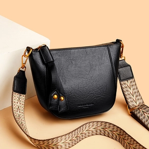 Women Shoulder Bag PU Leather Retro Crossbody Wide Woven Strap Small Saddle Bag Messenger Purse Gold Hardware Elegant