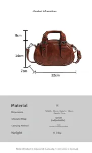 Detailed size chart for retro bowling bag with measurements for height, width and depth