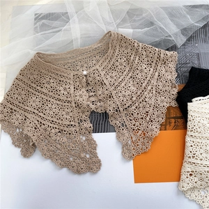 Floral crochet lace shawl with pearl buckle, vintage knit false collar in khaki finish