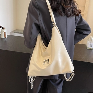 Retro cream large capacity hobo shoulder bag with silver M logo and chain detail