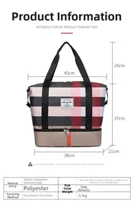 Détail du sac de voyage en tissu Oxford avec dimensions et motif à carreaux rose
