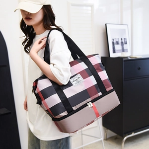 Grand sac de voyage en Oxford avec patchwork rose et gris et compartiment à chaussures