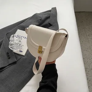 Women Vintage Saddle Bag PU Leather Shoulder Crossbody Handbag With Gold Metal Lock Minimalist Versatile Everyday Wear