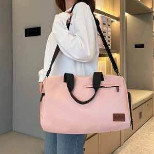 Pink large-capacity oxford travel bag with adjustable shoulder straps and top handles