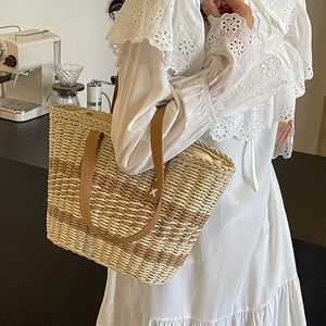 Large capacity striped woven straw tote bag with brown leather handles for summer vacation