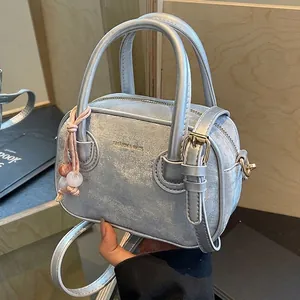 Sac Boston Mini Pour Femmes En Similicuir Avec Poignée Supérieure Bandoulière Pendentif Perlé Accessoires Dorés Mode Petit Carré