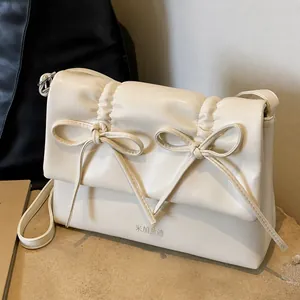 Sac à Main Élégant en Cuir PU Froncé avec Nœud pour Femmes Sac à Bandoulière Décoratif avec Ruban Sac à Bandoulière Carré Polyvalent