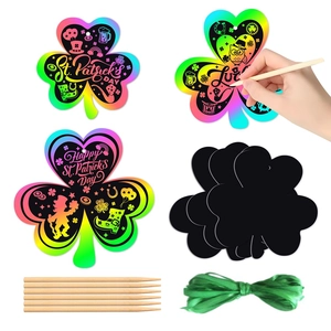 Kit d'Art à Gratter DIY Saint-Patrick Ensemble de Papier Trèfle Arc-en-Ciel Ornements Suspendus de Festival Irlandais Décorations de Fête Pour Enfants