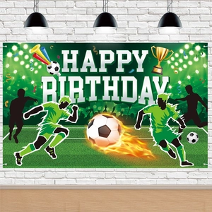 Toile de fond anniversaire thème football avec silhouettes de joueurs et effets de stade