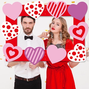 Valentine's Day Photo Booth Props Red Cardboard DIY Heart Frame For Wedding Party Photography Romantic Selfie Accessories