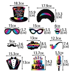 Tableau des tailles pour lot de 11 accessoires photo de fête Nouvel An 2026 arc-en-ciel