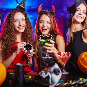 Halloween party set with devil horns headband and spooky spider pumpkin glass card decorations